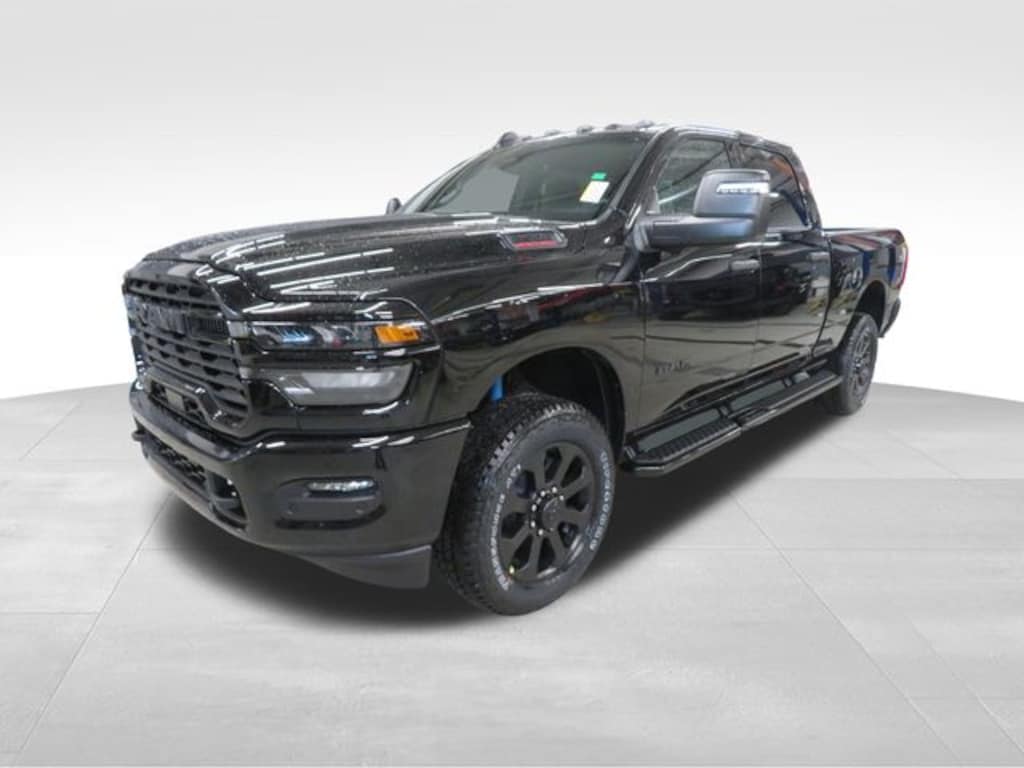 New 2026 Ram 2500 BIG HORN CREW CAB 4X4 6'4 BOX Pickup