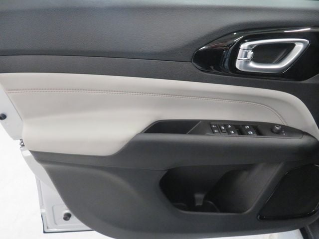 2026 Jeep Compass Limited - Photo 11
