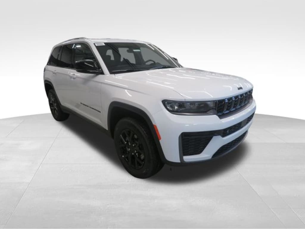 New 2026 Jeep Grand Cherokee LAREDO ALTITUDE 4X4 Sport Utility