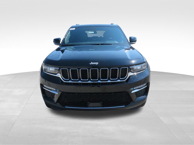 2025 Jeep Grand Cherokee Limited photo 3