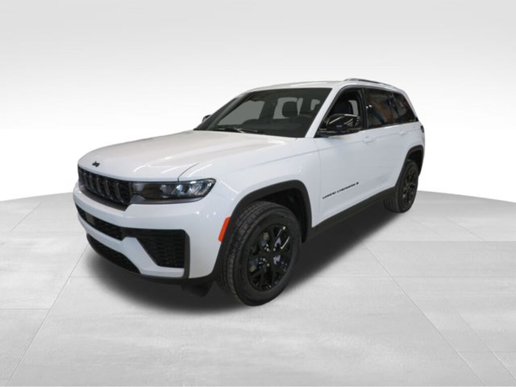 New 2026 Jeep Grand Cherokee LAREDO ALTITUDE 4X4 Sport Utility