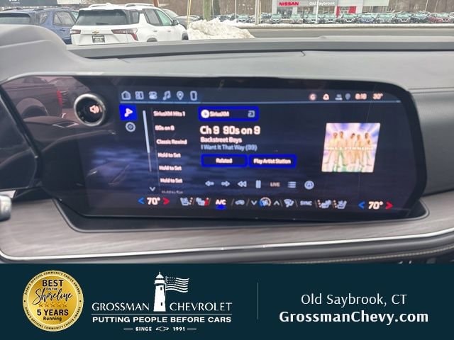 2026 Chevrolet Suburban Premier - Photo 11