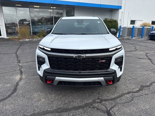 2026 Chevrolet Traverse Z71 photo 3