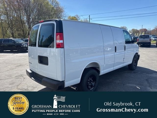 2026 Chevrolet Express Cargo Work Van - Photo 7