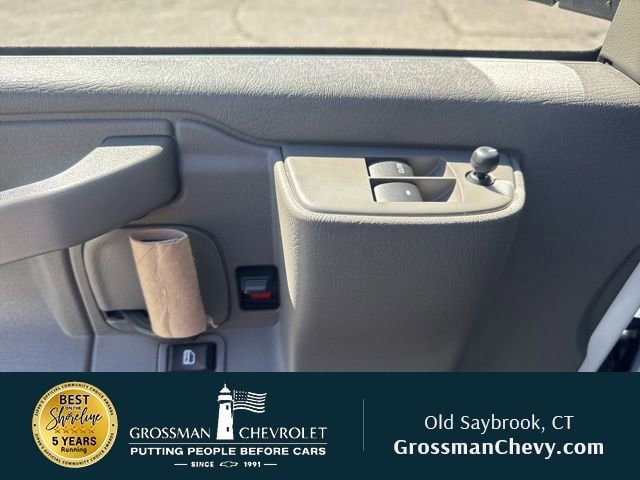 2026 Chevrolet Express Cargo Work Van - Photo 9