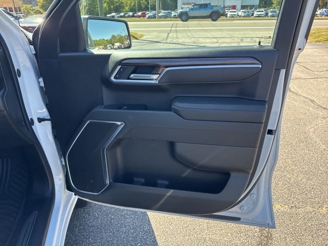 2025 Chevrolet Silverado 1500 LT - Photo 28