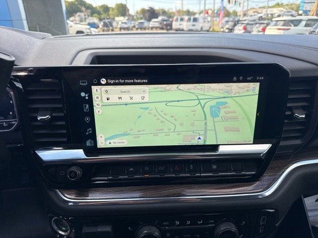 2025 Chevrolet Silverado 1500 LT photo 2