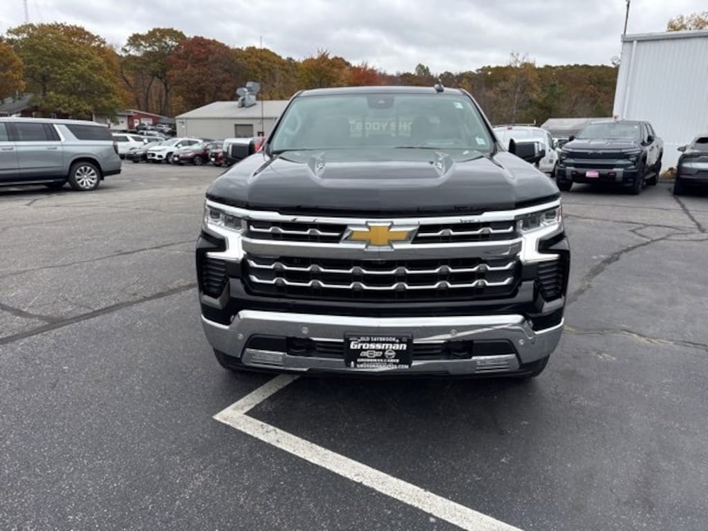 New 2025 Chevrolet Silverado 1500 LTZ Truck