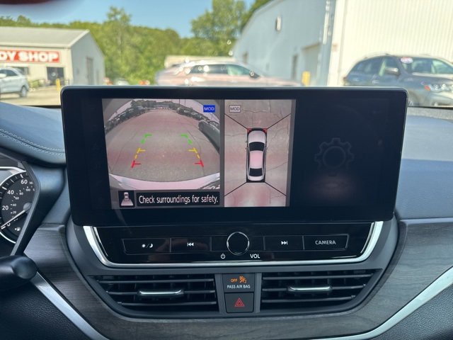 2024 Nissan Altima 2.5 SL photo 2