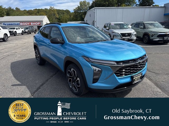 2025 Chevrolet Trax RS's photo