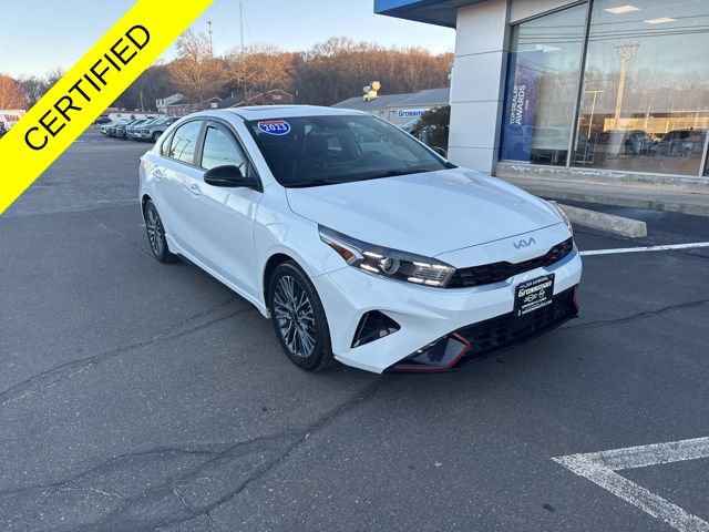 2023 Kia Forte GT-Line AT's photo