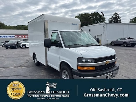 2025 Chevrolet Express Cutaway 3500 1WT Truck