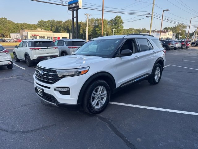 2021 Ford Explorer XLT photo 3