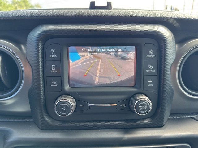 2021 Jeep Wrangler Unlimited Willys photo 2