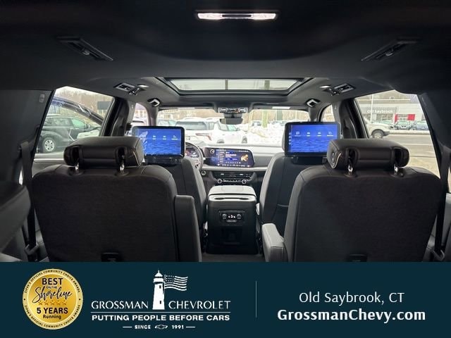 2026 Chevrolet Suburban Premier - Photo 22