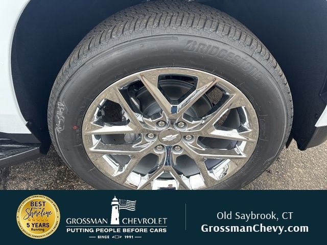2026 Chevrolet Suburban Premier - Photo 24