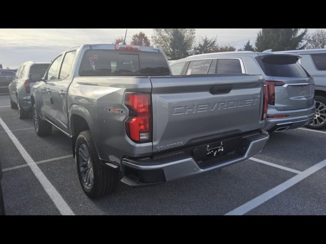 2026 Chevrolet Colorado LT photo 2