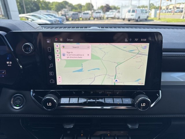 2024 Chevrolet Colorado LT photo 2