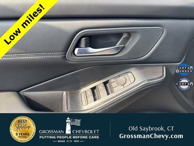 2025 Nissan Rogue SL - Photo 9