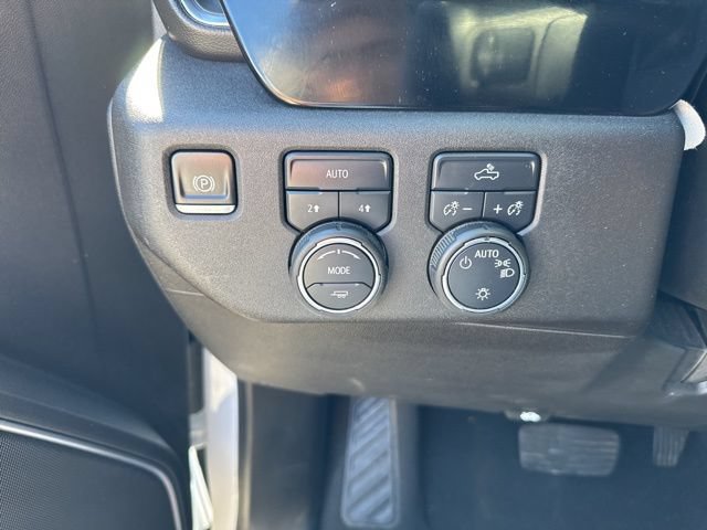2025 Chevrolet Silverado 1500 LT - Photo 10