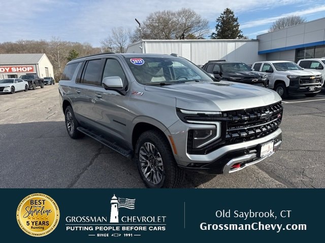 2025 Chevrolet Suburban Z71's photo