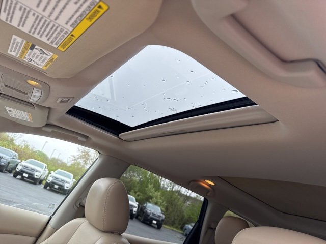 Used 2015 Nissan Pathfinder Platinum with VIN 5N1AR2MM7FC605364 for sale in Old Saybrook, CT
