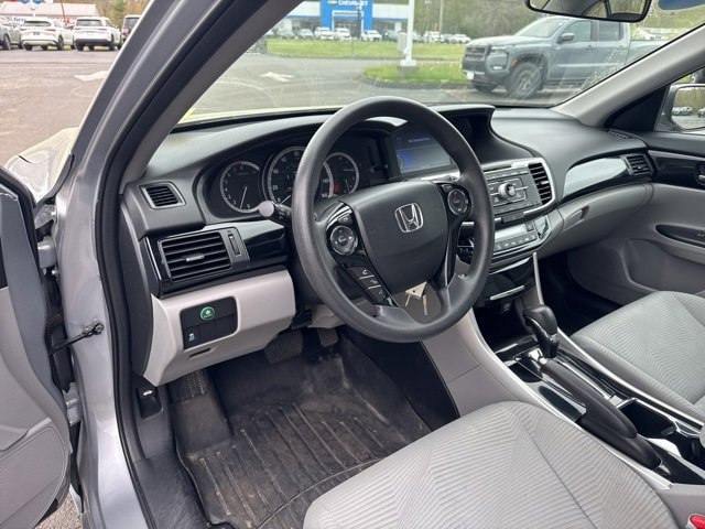 Used 2017 Honda Accord LX with VIN 1HGCR2F3XHA192390 for sale in Old Saybrook, CT