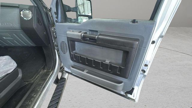 2013 Ford F-350 Super Duty XLT - Photo 14