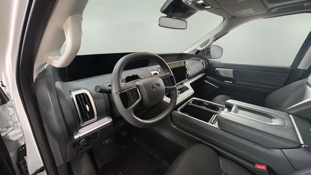 2026 Ford Expedition MAX Active - Photo 8