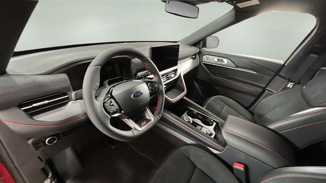 2026 Ford Explorer ST - Photo 10
