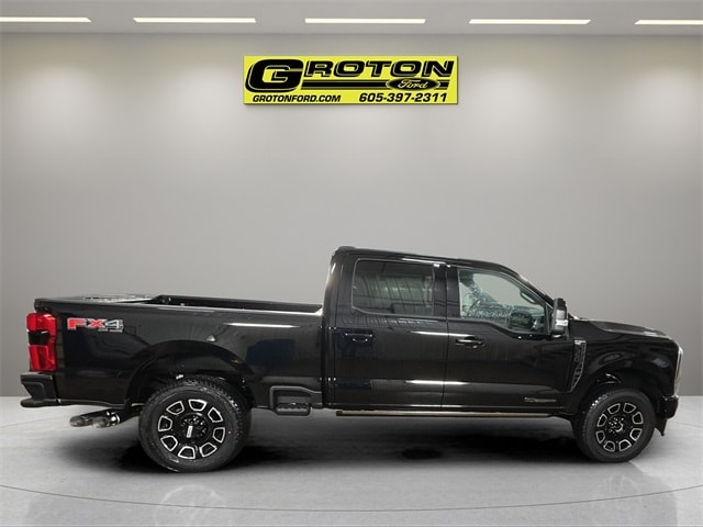 2026 Ford F-350 Platinum photo 3