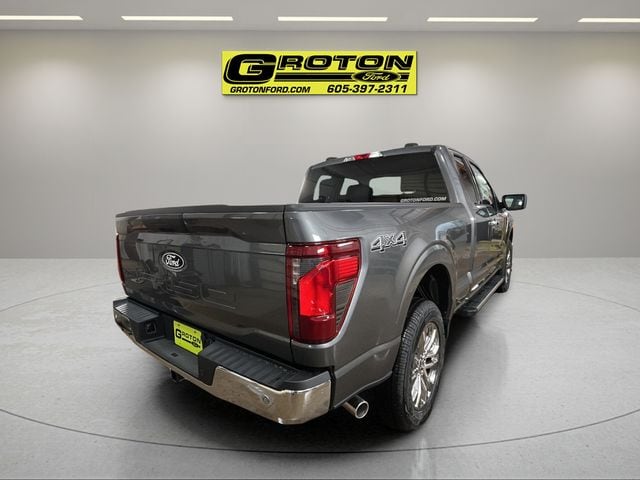 2026 Ford F-150 XLT - Photo 4