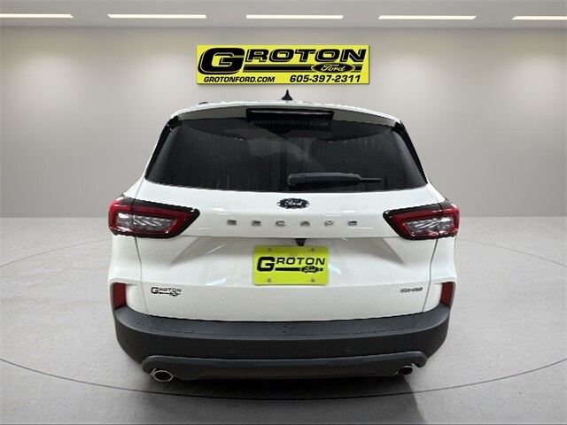 2025 Ford Escape ST-Line Select photo 2