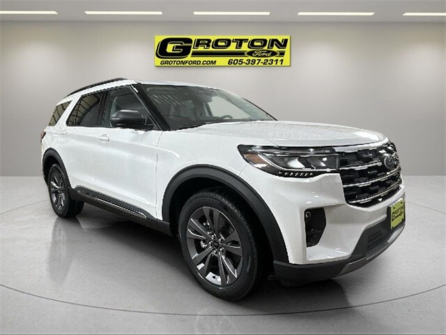 2025 Ford Explorer photo 4
