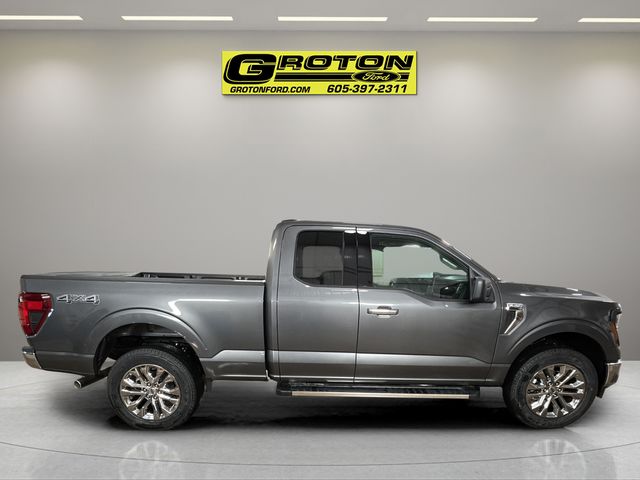 2026 Ford F-150 XLT - Photo 5