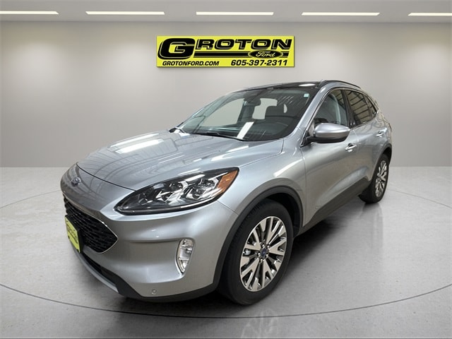 2022 Ford Escape Titanium's photo