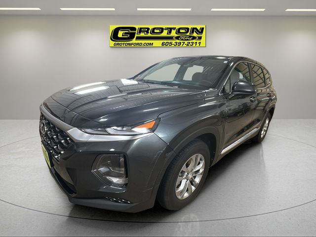 2020 Hyundai Santa Fe SE 2.4's photo