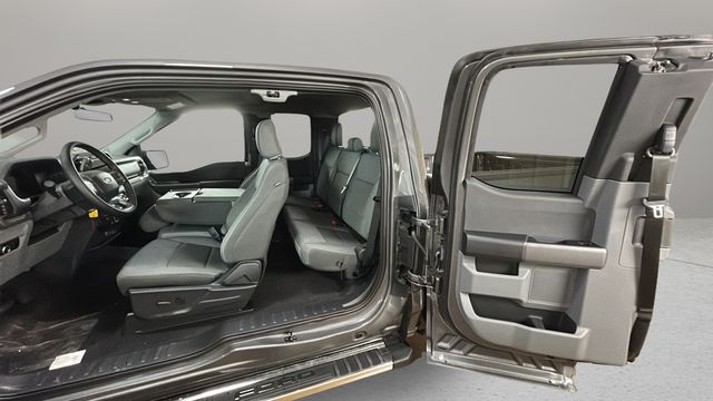 2026 Ford F-150 XLT - Photo 13
