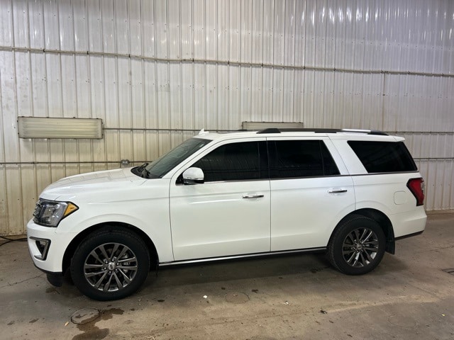 Used 2020 Ford Expedition Limited with VIN 1FMJU2AT3LEA47667 for sale in Groton, SD