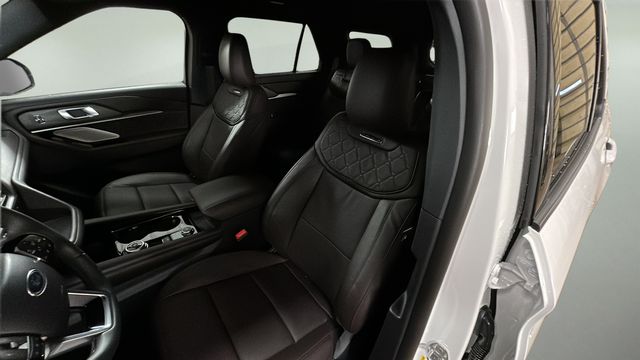 2026 Ford Explorer Platinum - Photo 9