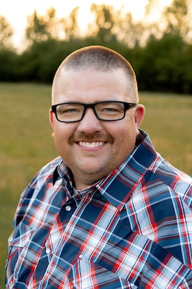 Staff member Dan Richardt from ID_88939e182505