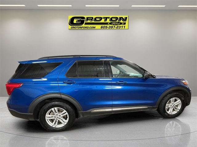 2023 Ford Explorer XLT photo 3