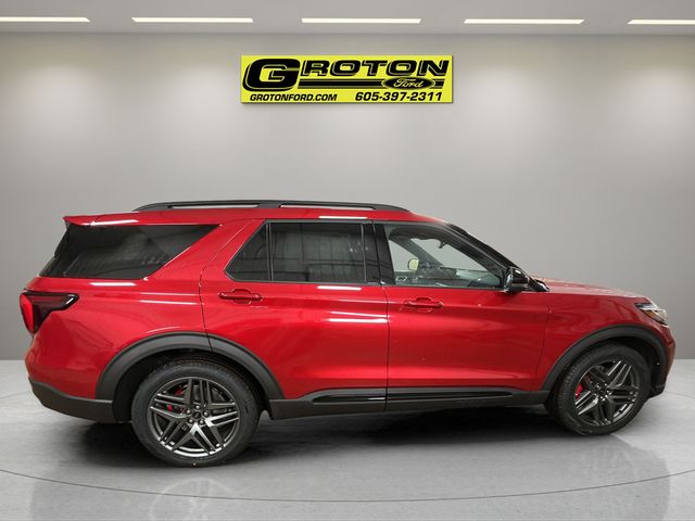 2026 Ford Explorer ST - Photo 6