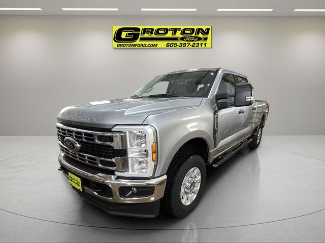 2024 Ford F-250 XLT 4x4 Crew Cab 176 in's photo