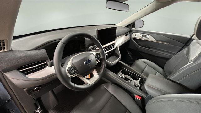 2026 Ford Explorer Active - Photo 10