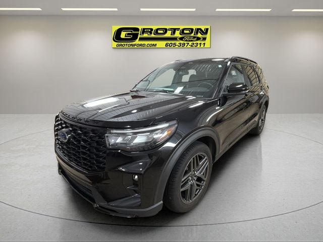 2025 Ford Explorer ST-LINE 4WD (PL535)'s photo