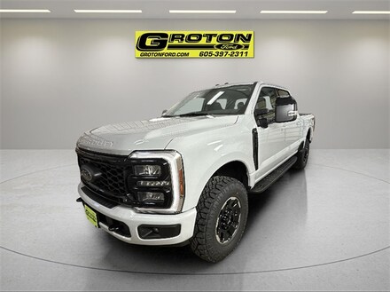 2025 Ford F-250 F-250 Lariat Truck Crew Cab