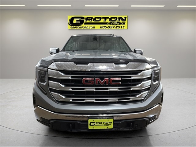 2024 Gmc Sierra 1500 SLE photo 3