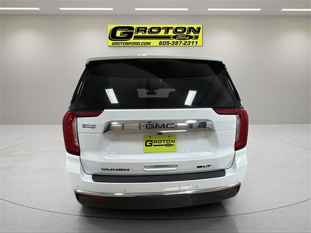 2021 Gmc Yukon SLT photo 3