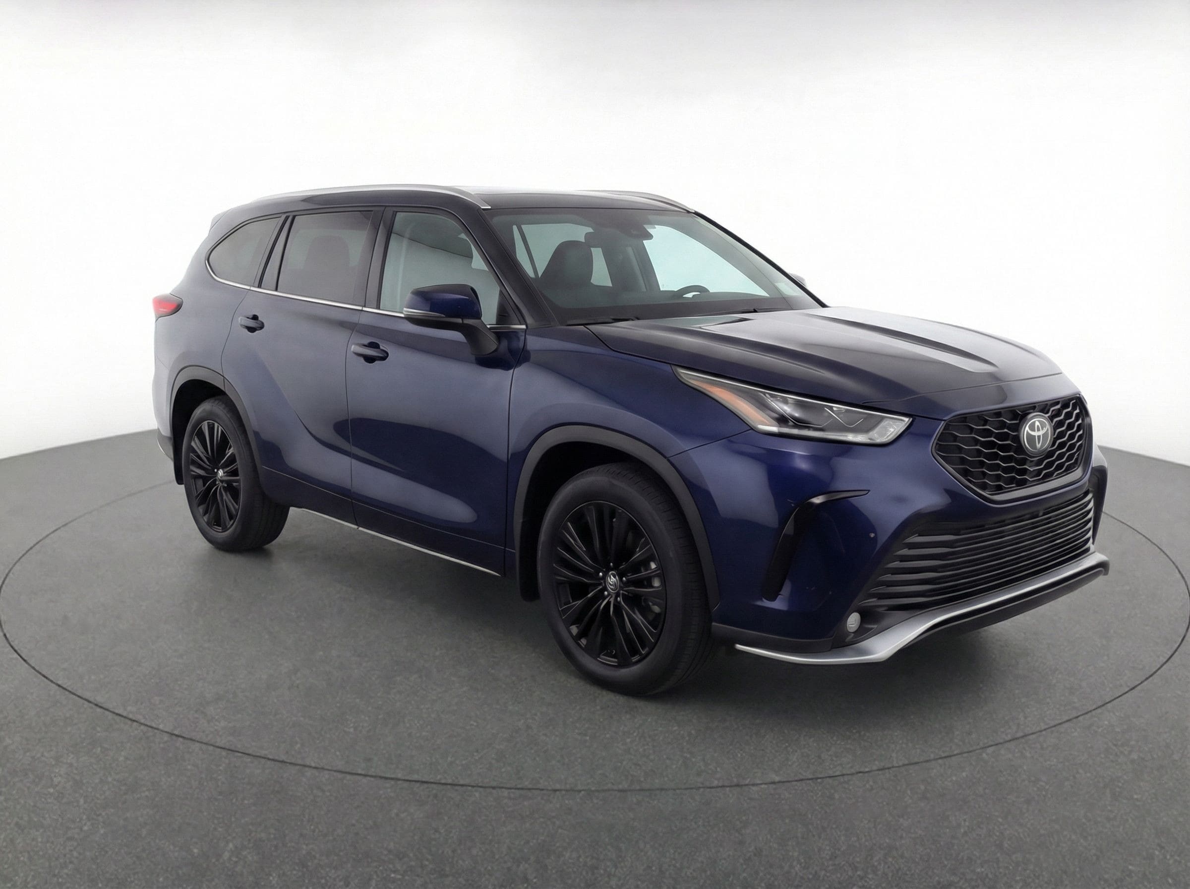 Thumbnail: 2024 Toyota Highlander - 1